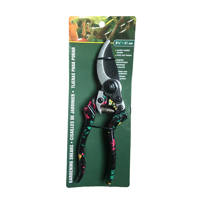 Garden bypass pruning shears