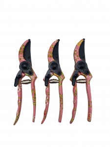 Floral Printed Aluminum bypass garden pruning shears